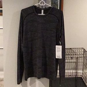 Lululemon Metal Vent Tech Long Sleeve